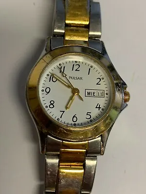 Working Vintage Ladies Silver And Gold Pulsar Quartz Watch  AM • $18