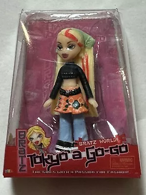 Mini Bratz Figure - Rock Tokyo A Go Go Cloe - Open/Not Played With • $5