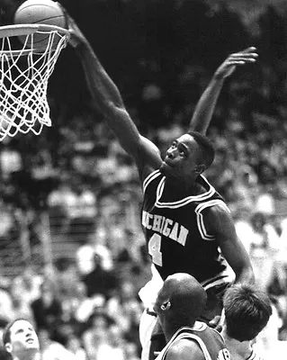 1992 Michigan Wolverines CHRIS WEBBER Glossy 8x10 Photo Basketball Print FAB 5 • $4.99