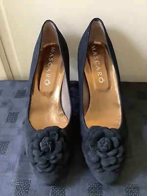 £22.99 • Buy Mascaro Woman High Heel With Flower Detail Suede Shoes Size 5 Never Been Worn