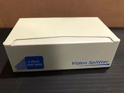 4-Way Video Splitter 4-Port Multiple Monitor 250MHz FREE SHIPPING • $35.95