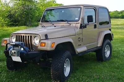 1999 Jeep Wrangler Sahara • $16500