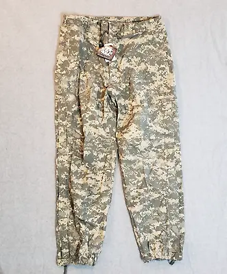 US ARMY Pants Mens Medium Long Digital Camo Gen III Extreme Cold Wet Weather L6 • $49.95