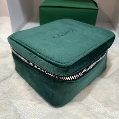 La Mer Emerald Green Velvet Makeup Case Storage Bag Travel Trunk LE NIB • $39.90
