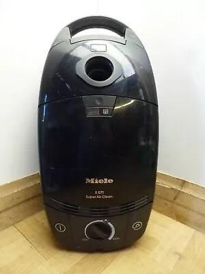 Miele S 571 Vacuum Cleaner • £19.90