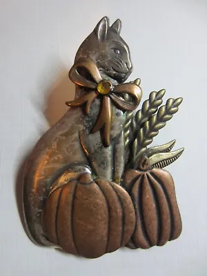 $14.99 • Buy Vintage Cat Pin Brooch  Kitty Cat Distressed Silver Tone Pumpkins Fall Harvest