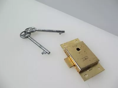 Gold Metal Cabinet Lock Cupboard Chest Drawer Bolt 2 Key Iron NEW / REPRO • £5