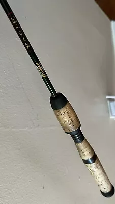 Fenwick Eagle Graphite ES60 L-2 5’  1/16-1/4 Oz 2-6 Lb 2 Piece Mint Spinning Rod • $45