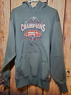 Minnesota Twins 2010 Hooded Sweatshirt MAJESTIC MLB Therma Base - MEDIUM • $18