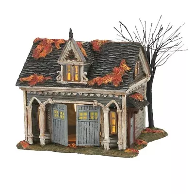 Dept 56 THE MUNSTERS CARRIAGE HOUSE Munsters Village 6007410 Mockingbird Lane • $70