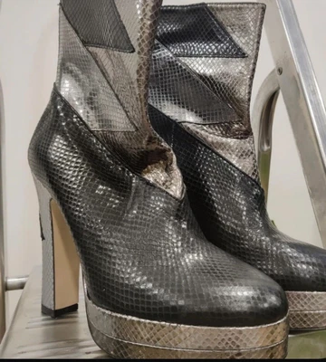 £80 • Buy Terry De Havilland Boots Size 7