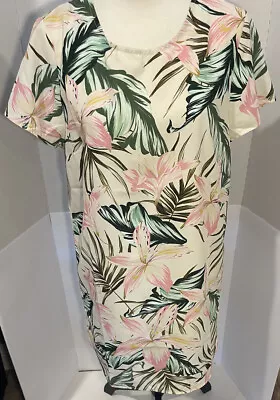 Women’s Mink Pink Short Sleeve Dress - Tropical - Size M • $11.50