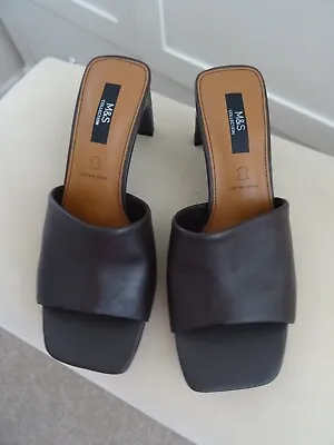 M&s Insolia Leather Slip On Mules/sandals Size 5 1/2 New • £10.58