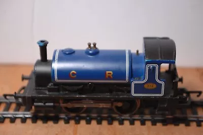 Hornby 0-4-0 Steam Locomotive - Caledonian Railways Blue • £12.99