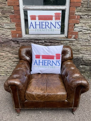 £600 • Buy *brown Large Leather Chesterfield Chair Made By Halo FREE DELIVERY*