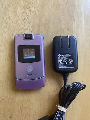 Vintage Pink Motorola RAZR V3m Flip Phone Verizon W/ Charger Very Rare Clean! • $74.99