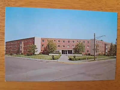 Mt Pleasant Mi   Central Michigan University    Old Postcard • $2.95