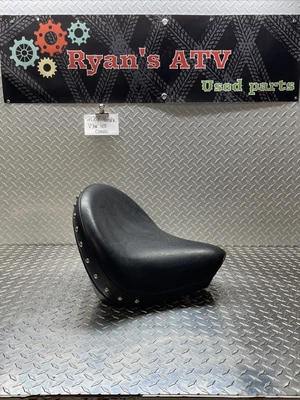 $129.99 • Buy YAMAHA V Star 1100 Classic Studded Seat 2000 To 2009 5KS-00