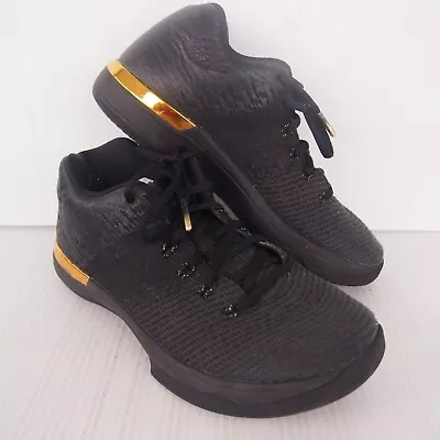 Air Jordan 31 Youth Black Gold Sneakers US5Y 897562 • $50