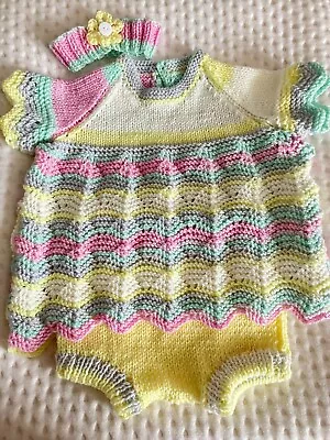 Hand Knitted Baby Dress Set • £17