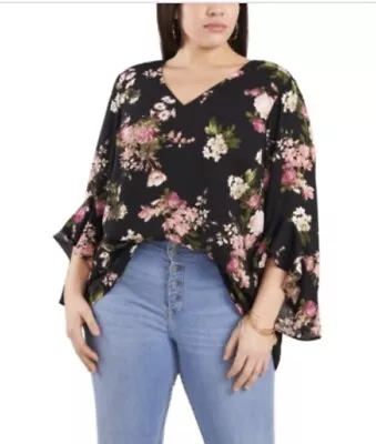 Vince Camuto Plus Size 2X Flutter Sleeve Beautiful Blooms V-Neck Tunic Top • $24.50