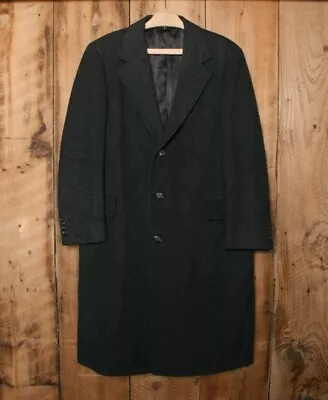 Vintage GRAHAM & GUNN Gray Wool Or Wool Blend Overcoat Sz. 42 - Made In USA • $64.95