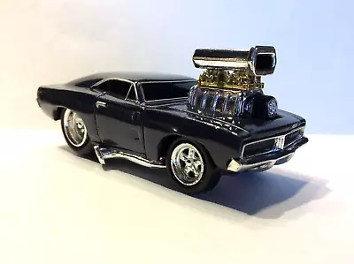  Muscle Machines 1969 Dodge Charger R/t  1/64 69 Charger   -- • $8.99