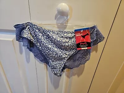 NWT SEXY Maidenform Comfort Devotion TANGA Panty  Sz. 8/XL Floral $13 • $9.75