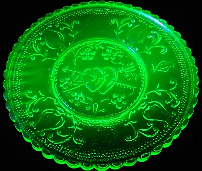 Green Vaseline Glass Heart And Lyre Harp Plate Tea Cup Uranium Saucer Music Art  • $8.98