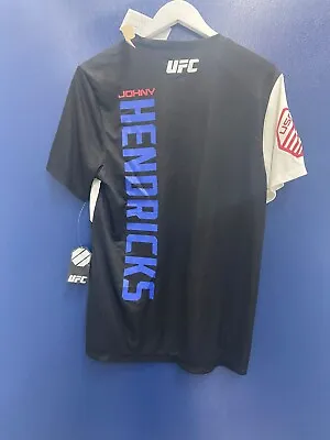 JOHNY HENDRICKS UFC Reebok Adult Walk Out T-Shirt Black Large • £34.99