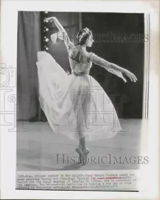 1959 Press Photo Dame Margot Fonteyn Rehearses For Royal Academy Benefit Ballet • $19.99