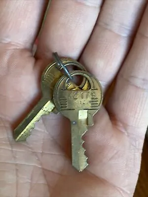 Vintage Master Lock Key # 2126 OEM Replacement Cut Padlock Key Lot Of 2 • $15.68