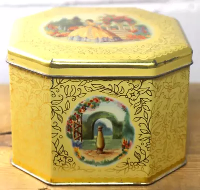 Vintage MACFARLANE LANG & Co Biscuits Hinged Tin Floral Made In Great Britain AB • $11.60