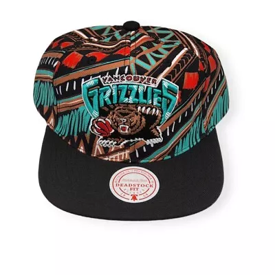 Mitchell & Ness Vancouver Grizzlies Game Day Pattern Deadstock Snapback • $38.99