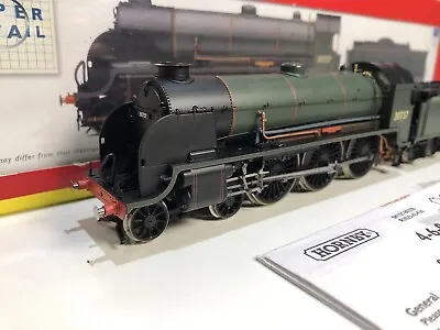 Hornby R2623 King Arthur Class N15 ‘King Uther’ BR Lined Green Early Emblem • £89.99