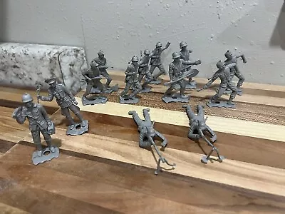 Vintage Lot Of 13 MPC Plastic Army Men Grey Toy Soldiers Figures • $5.95