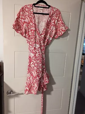 $25 • Buy Tigerlily Mini Wrap Dress 10