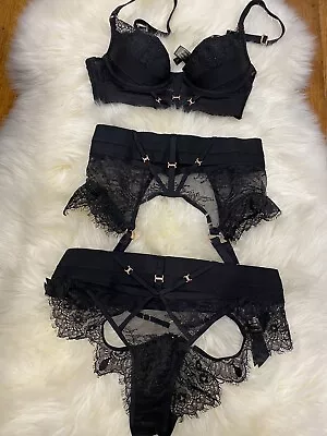 Honey Birdette Berlinda Set • $160