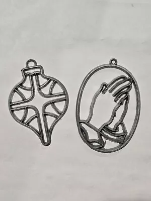 Vintage Makit & Bakit Suncatcher Ornament With Cross And Praying Hands • $6