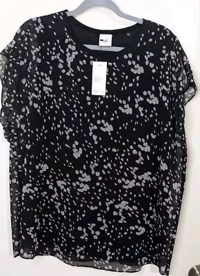 $89 NWT CAbi Shirt Size Large Black Gray Cosmos Night Sky Star Top Blouse Tunic • $25