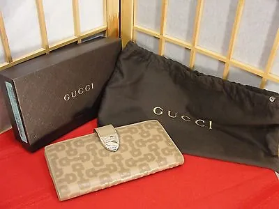 GUCCI Crystal Signoria Buckle Leather Long Wallet Dust Cover Box & Cards • $189.99