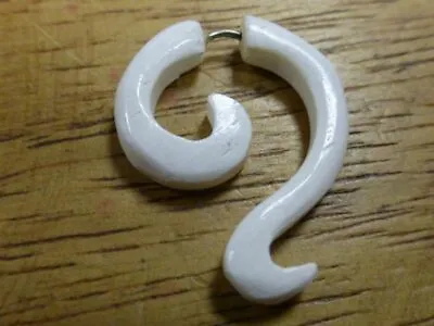£9.99 • Buy Tribal Jewellery Swirl Design Bone Fake Gauge Ear Stretcher White 2.5cm Drop