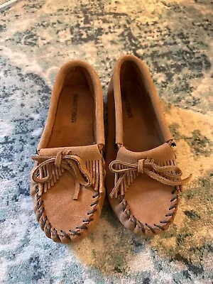 Minnetonka Child's Kilty Suede Moccasin 2402 Brown Size 3 US Shoes Hardsole • £12.16