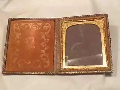 Nice Victorian Morocco Leather Daguerreotype Case With Embossed Tan Coloured Vel • $150.03