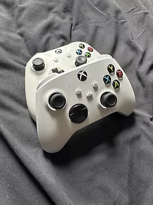 Two Microsoft Official Xbox One Wireless Controller - White • £21