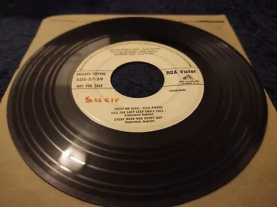 Elvis Presley RCA Dealer's Preview 45.   SDS-57-39.    Various Artists.  1957 • $475