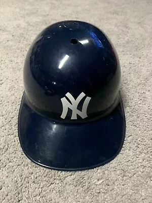 New York Yankees Plastic Baseball Helmet 1969 Adjustable Strap Sports Products • $13