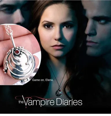 The Vampire Diaries Elena's Vervain Oval Locket Necklace (Pendant + Chain) • £10.99