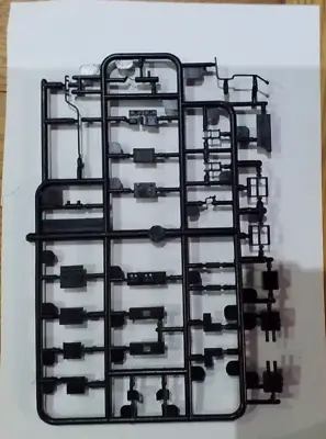 1 X Heljan OO Gauge AEC Railbus Sprue Set • £5.99