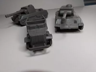 Marx Original Dark Gray German Vehicle Set And 88 Non Firing Cannon • $125